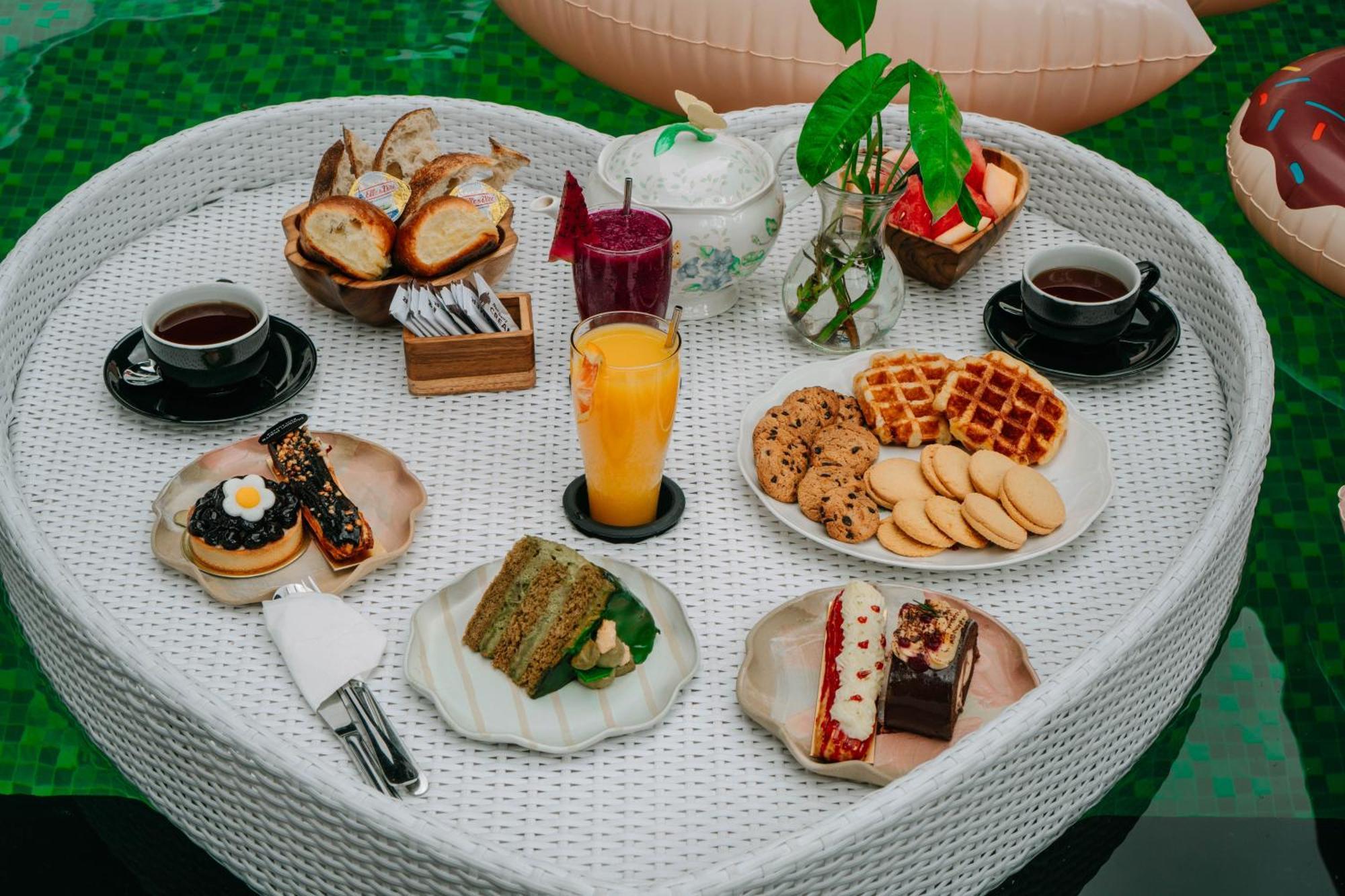 The Golden Serendipity Villa